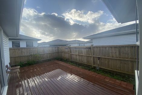 Photo of property in 1 Leatherwood Road, Takanini, 2110