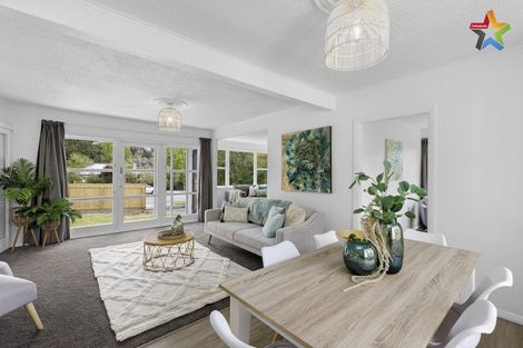 Photo of property in 347 Stokes Valley Road, Stokes Valley, Lower Hutt, 5019