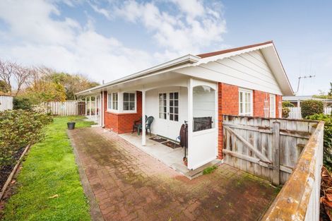 Photo of property in 14 Mudgway Place, Awapuni, Palmerston North, 4412