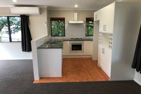 Photo of property in 42 Pisces Road, Glen Eden, Auckland, 0602