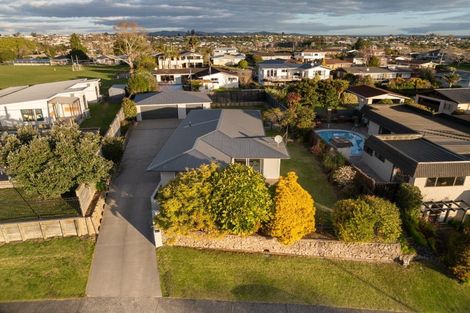 Photo of property in 20 Clivedene Street, Matua, Tauranga, 3110