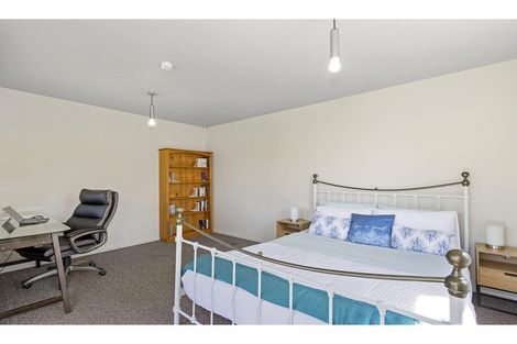 Photo of property in 17 Logie Place, Bromley, Christchurch, 8062