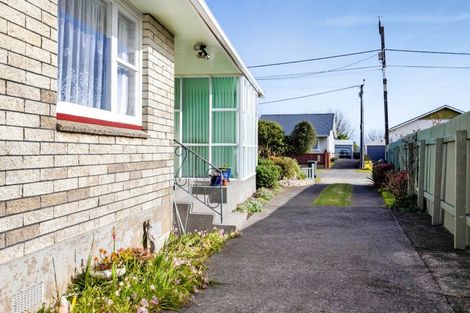 Photo of property in 3 Karaka Street, Hawera, 4610
