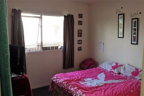 Photo of property in 63 Burundi Avenue, Clendon Park, Auckland, 2103