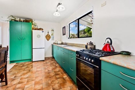 Photo of property in 105 Gorge Road, Maungaturoto, 0520