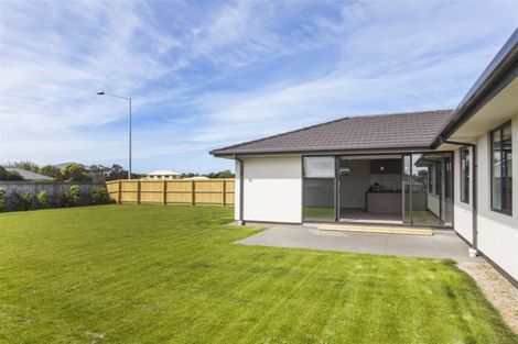 Photo of property in 29 Kingsbridge West, Burwood, Christchurch, 8083