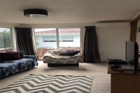 Photo of property in 363 Don Buck Road, Massey, Auckland, 0614