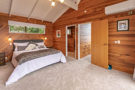 Photo of property in 195 Paku Drive, Tairua, 3508