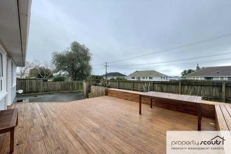 Photo of property in 12 Karaka Street, Merrilands, New Plymouth, 4312