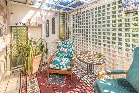 Photo of property in 16 Mount View Road, Bastia Hill, Whanganui, 4500