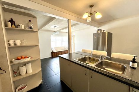 Photo of property in 11 Watea Road, Torbay, Auckland, 0630