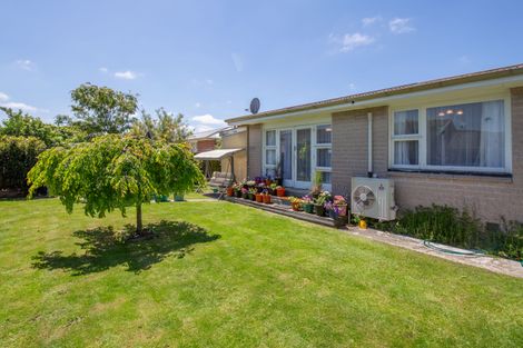 Photo of property in 63 Lochee Road, Upper Riccarton, Christchurch, 8041
