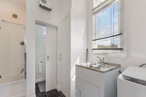 Photo of property in 1/5 Van Diemen Street, Nelson South, Nelson, 7010