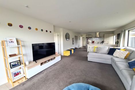 Photo of property in 16 Wallingford Crescent, Rolleston, 7615