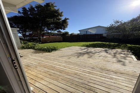 Photo of property in 19 Landop Terrace, Howick, Auckland, 2014