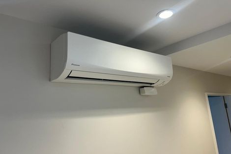 Photo of property in The Victor, 310/4 Bute Road, Browns Bay, Auckland, 0630