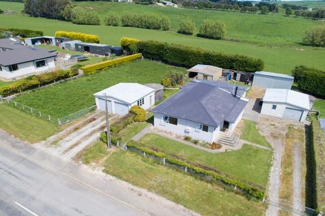 Photo of property in 16 Tokanui Haldane Road, Tokanui, 9884