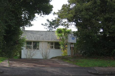Photo of property in 18 Noall Street, Te Atatu Peninsula, Auckland, 0610