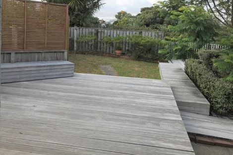 Photo of property in 4 Moana Crescent, Blagdon, New Plymouth, 4310