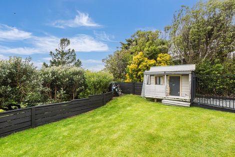 Photo of property in 1 Underwood Way, Churton Park, Wellington, 6037