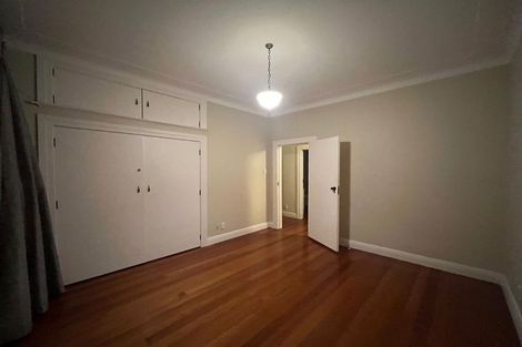 Photo of property in 7 Otahuri Crescent, Greenlane, Auckland, 1051