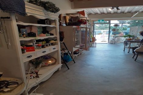 Photo of property in 15a Wilson Road, Glen Eden, Auckland, 0602