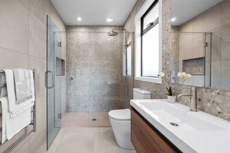 Photo of property in 5 Wai Whatu Street, Meeanee, Napier, 4110