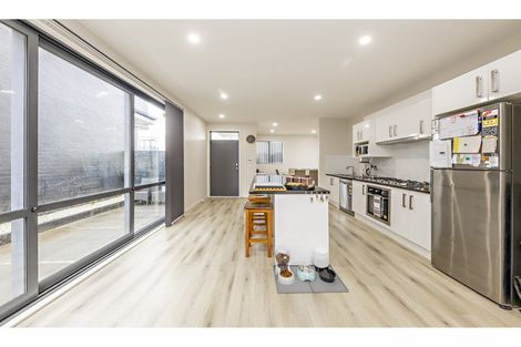 Photo of property in 22 Dignity Street, Papakura, 2110