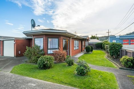 Photo of property in 2a Cottle Street, Avalon, Lower Hutt, 5011