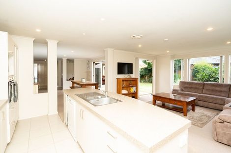 Photo of property in 54 Winchester Place, Rototuna North, Hamilton, 3210