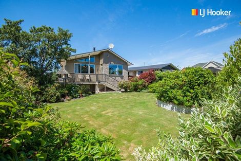 Photo of property in 10 Walton Park Avenue, Fairfield, Dunedin, 9018