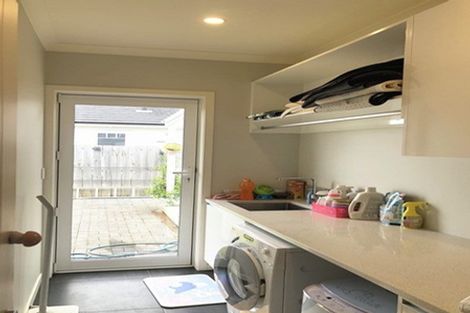 Photo of property in 73 Bayvista Drive, Karaka, Papakura, 2113