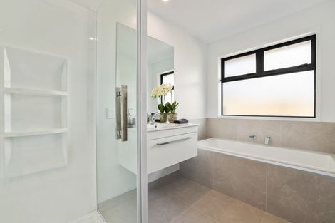 Photo of property in 16 Whitburn Avenue, Halswell, Christchurch, 8025