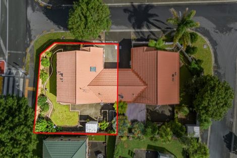 Photo of property in 1 Dunbarton Drive, Ranui, Auckland, 0612