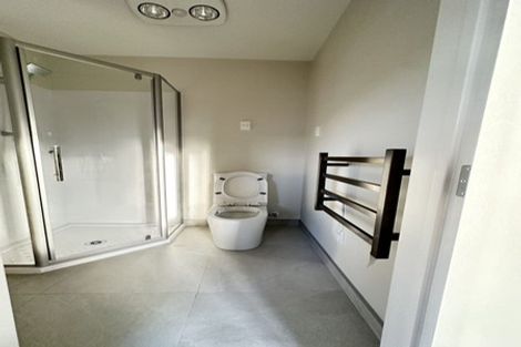 Photo of property in 40 Anne Mclean Drive, Bayview, Auckland, 0629