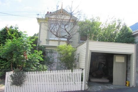 Photo of property in 17 Paterson Street, Mount Victoria, Wellington, 6011