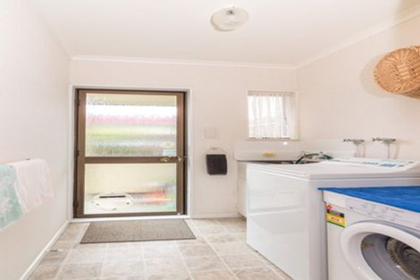 Photo of property in 55b Chatsworth Place, Highbury, Palmerston North, 4412