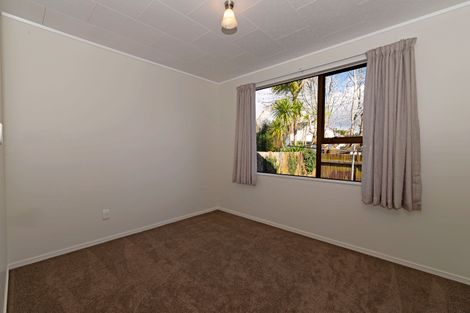 Photo of property in 2/162 Universal Drive, Henderson, Auckland, 0610