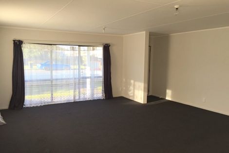 Photo of property in 84 Maplesden Drive, Clendon Park, Auckland, 2103