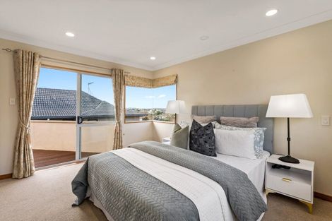 Photo of property in 231 Hobsonville Road, Hobsonville, Auckland, 0618