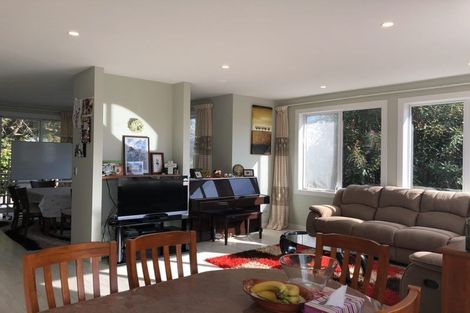 Photo of property in 32a Coronation Road, Hillcrest, Auckland, 0627