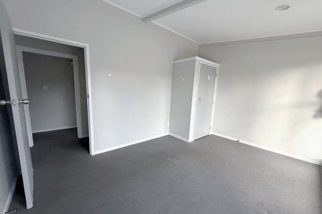 Photo of property in 16 Helena Street, Massey, Auckland, 0614