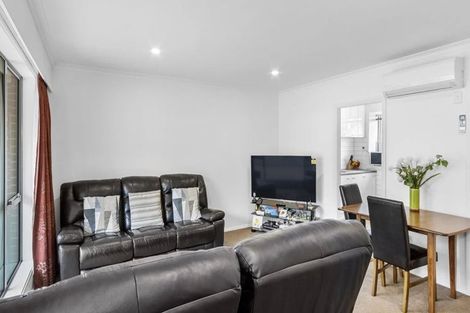 Photo of property in 2/5 Clyde Road, Upper Riccarton, Christchurch, 8041