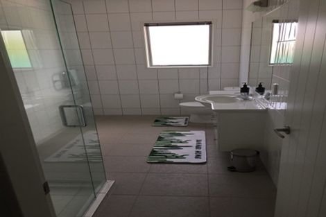 Photo of property in 106b Karewa Parade, Papamoa Beach, Papamoa, 3118