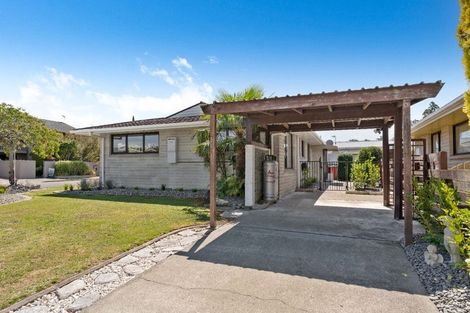 Photo of property in 1 Cobham Place, Solway, Masterton, 5810