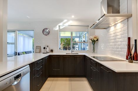 Photo of property in 7 Tampin Road, Hillpark, Auckland, 2102