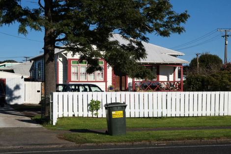 Photo of property in 14 Henwood Road, Mangere East, Auckland, 2024
