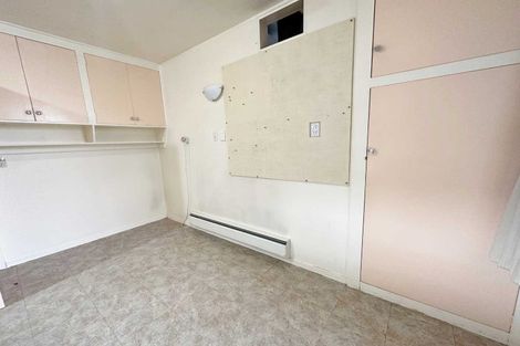 Photo of property in 17 Fairmile Place, Russley, Christchurch, 8042