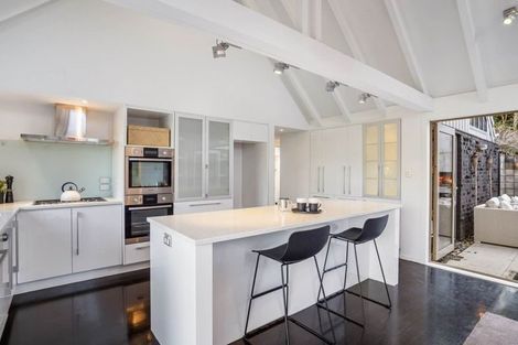 Photo of property in 32 Crocus Place, Remuera, Auckland, 1050