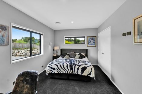 Photo of property in 129 Smart Road, Glen Avon, New Plymouth, 4372